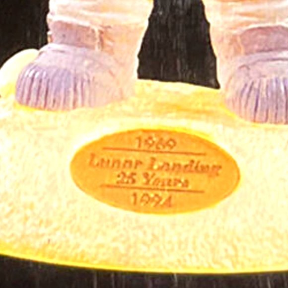 NIB 1994 Hallmark Keepsake Ornament The Eagle Has Landed Light and Voice - Picture 5 of 10